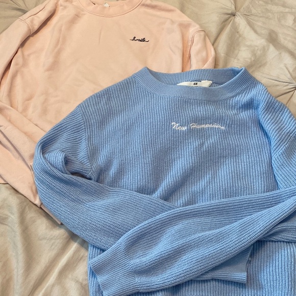 ladies pale blue sweatshirt
